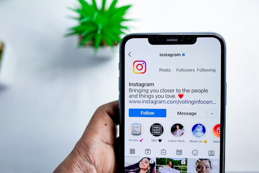 How Do I View Instagram Photos and Profiles Anonymously?