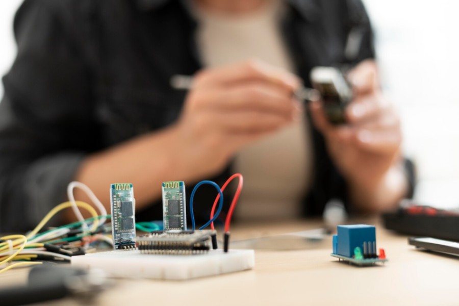 5 Steps From Unboxing a Pi to Displaying Your First Playlist
