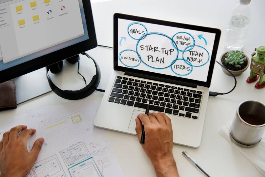 How Early-Stage Startups Can Benefit From a Strong Website Setup