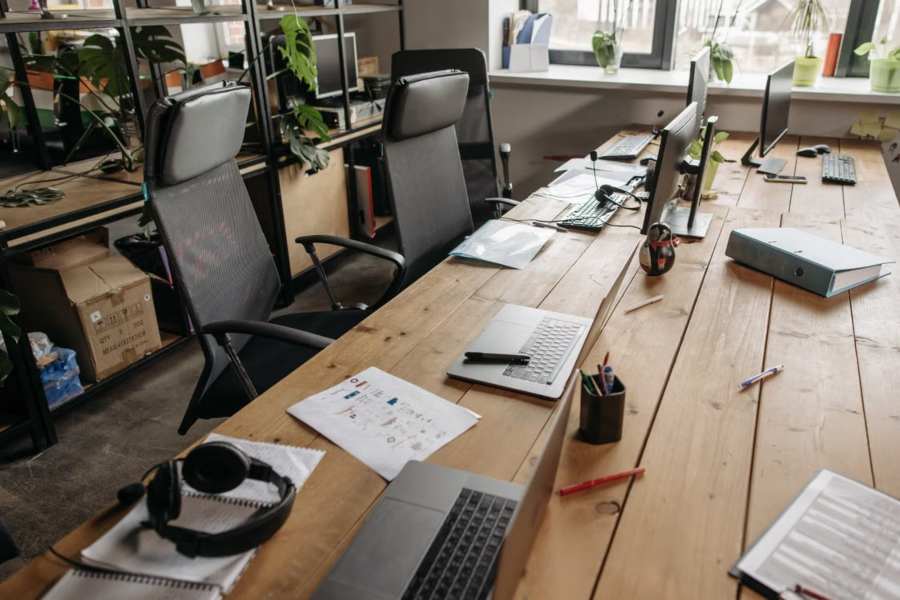 Designing Clean Workplace Layouts for Heavy Output 