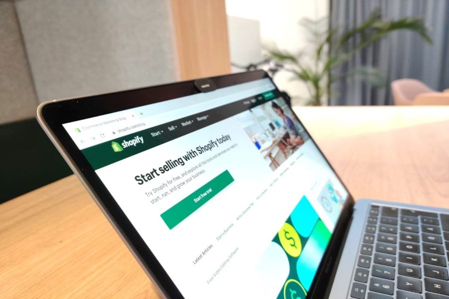 How to Choose the Right Type of Quiz for Your Shopify Store’s Catalog Size