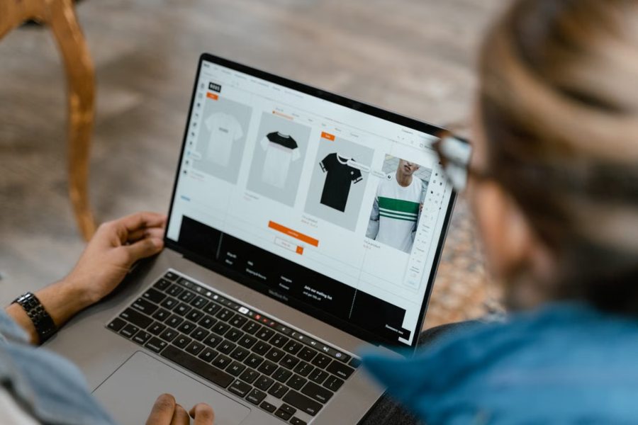 Website Features Service Businesses Should Plan Before Choosing a Theme