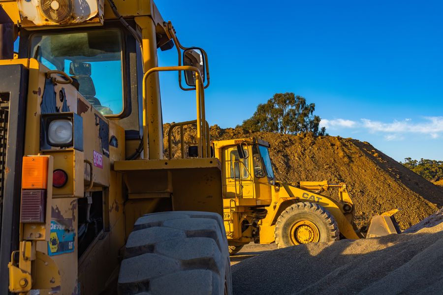 Heavy Equipment Rules Every Jobsite Needs 